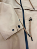 Stijlvol contrast - kleur waterdicht en ademende regenjas jas