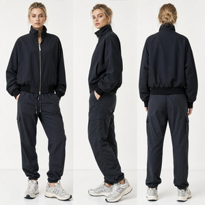 Black Jacquard Stand-Collar Women’s Casual Jacket: Textured Weave, Dropped Sleeves & Discreet Storage